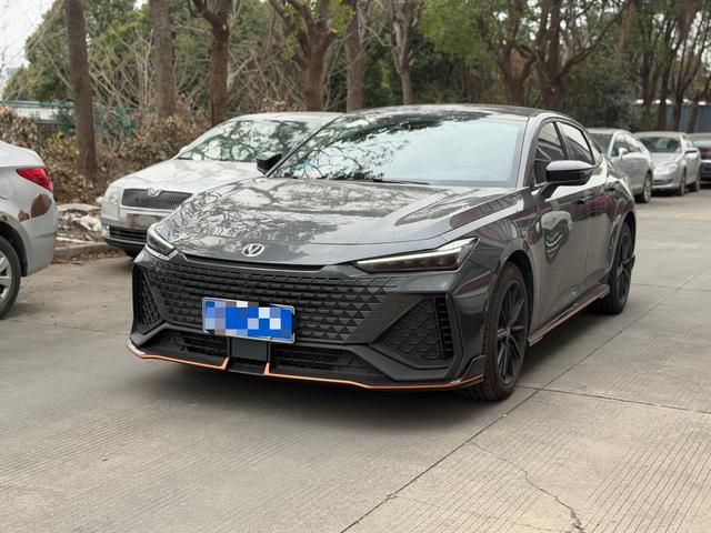 Certificated Pre-Owned Changan UNI-V 2023 2.0T Leading Speed Edition - u22613547