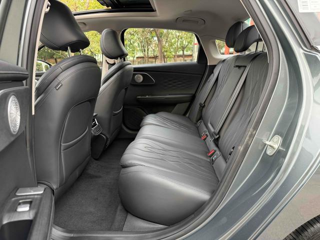 Certificated Pre-Owned BYD Fengyun A8L 2025 145km Luxury Edition -u22109222