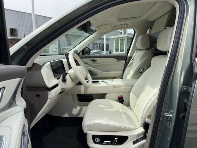 Certificated Pre-Owned GWM Lanshan 2025 4WD Max -u22606479