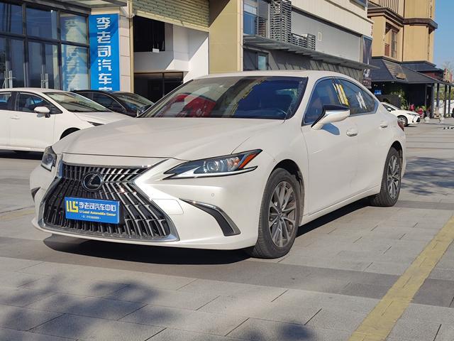 Certificated Used Lexus ES 2023 260 Premium Edition - u22063226