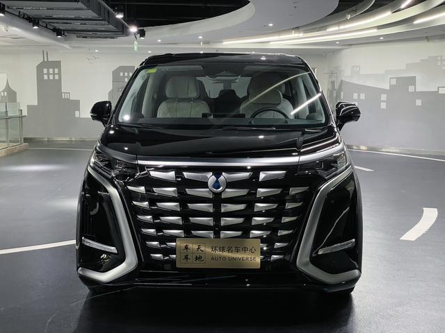 Certificated Pre-Owned Denza D9 DM 2024 Edition 980 4WD Flagship Model -u21698355