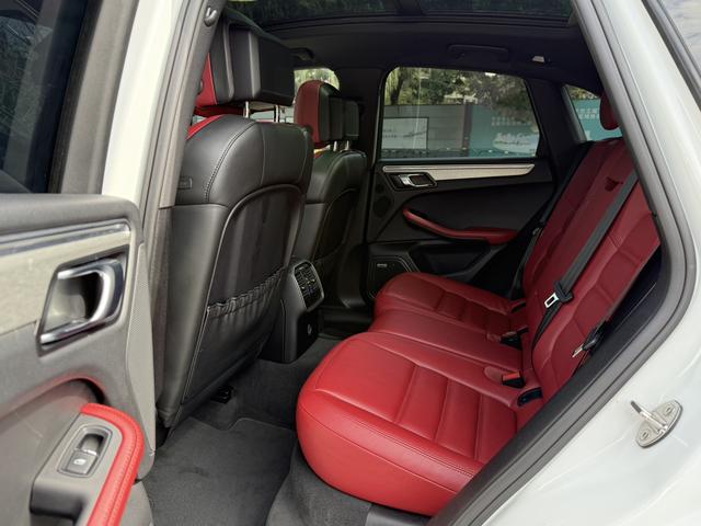 Certificated Pre-Owned Porsche Macan 2017 Macan GTS 3.0T - u22717607