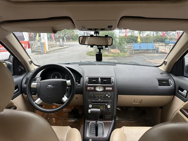 Certificated Pre-Owned Ford Mondeo 2005 2.0L Elite Edition - u21717319