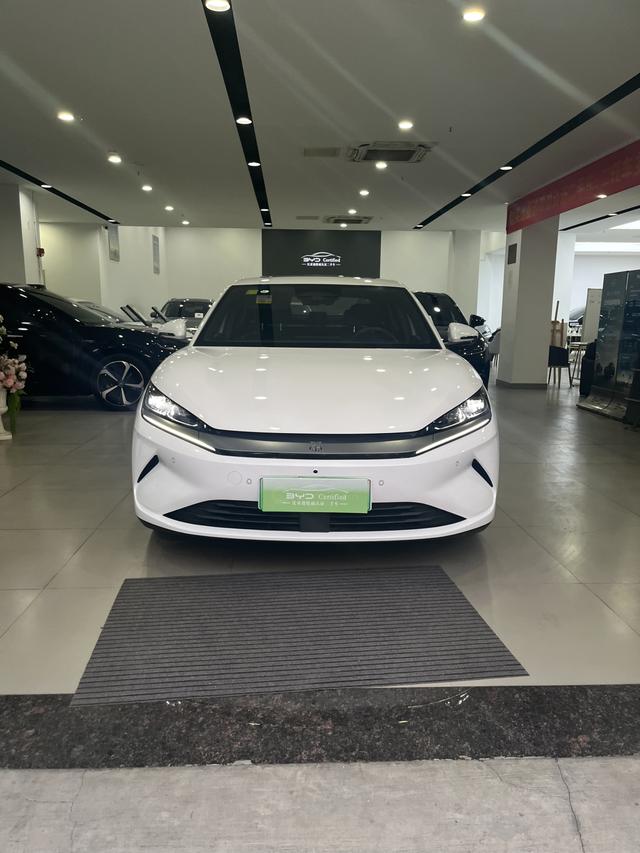 Certificated Pre-Owned BYD Qin L EV 2025 545KM Beyond Version -u22603688