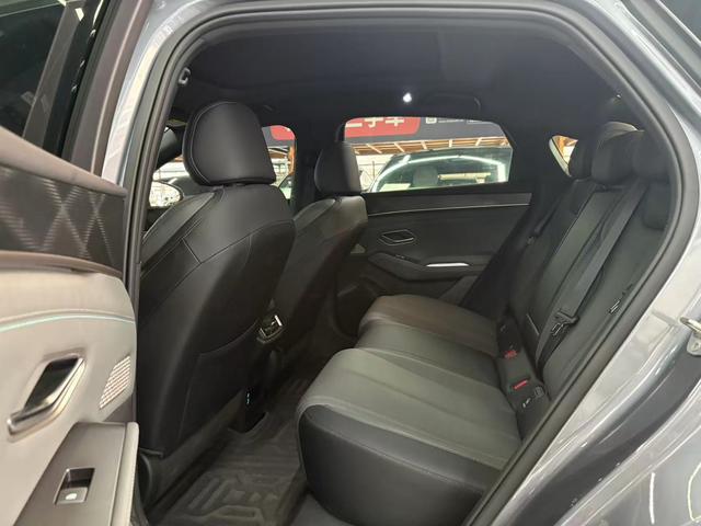 Certificated Pre-Owned BYD Qin L DM 2024 DM-i 120KM Transcendence Edition -u22685879