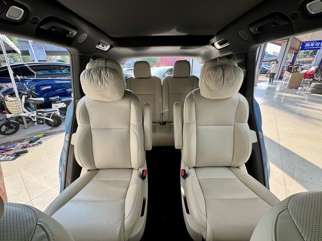 Certificated Pre-Owned Li Auto L8 2023 Pro Edition -u22301154