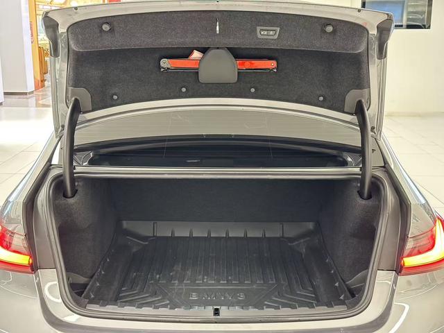 Certificated Pre-Owned BMW 3 Series 2023 325i M Sport Night Edition Package - u22337510