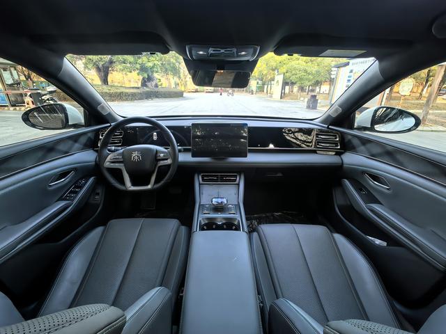 Certificated Pre-Owned BYD Qin L DM 2025 Intelligent Driving Version DM-i 120KM Superior Model -u22682132