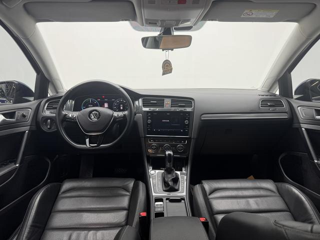 Certificated Pre-Owned 2018 e-Golf e-Golf -u21953267